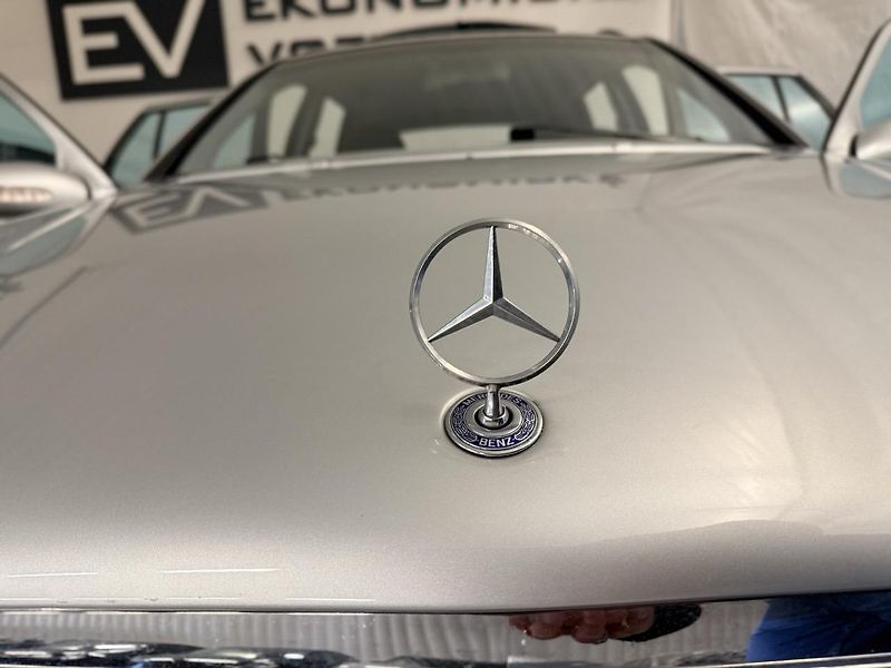 Mercedes-Benz Třídy C (2002) 32 AMG, UNIKÁTNÍ YOUNGTIMER!! - fotka 11 z 45