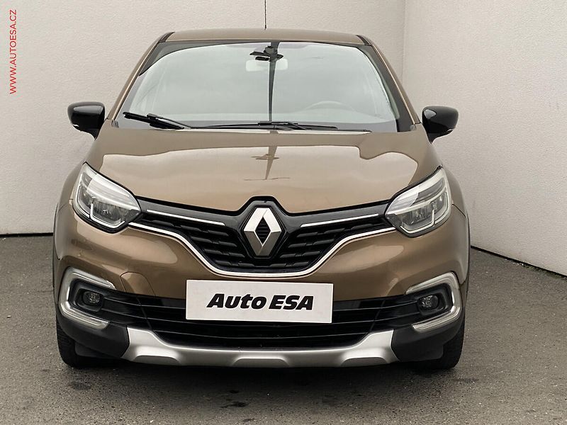 Renault Captur (2018) 0.9 TCe, ČR, LED, AC, tempo - fotka 2 z 19