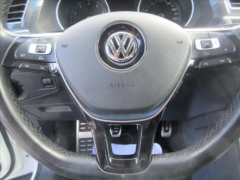 Volkswagen Tiguan 1,4 TSI 110kW Edice Sound - fotka 9 z 15