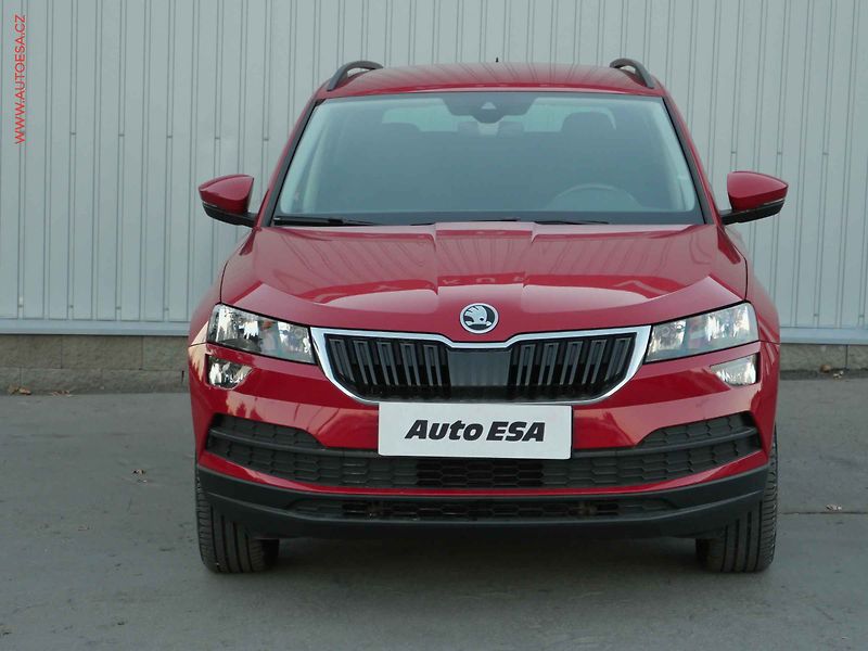 Škoda Karoq (2019) 1.6TDi, DSG - fotka 2 z 27