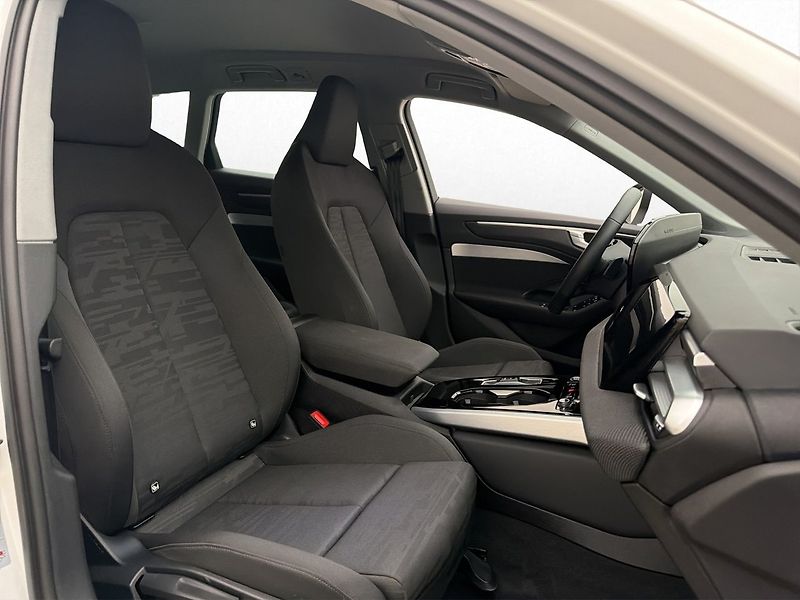 Audi A6 e-hybrid quattro 360 Matrix - fotka 10 z 29
