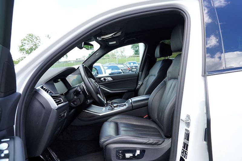 BMW X7 40d xDrive/Mpaket/AT9/22/340PS - fotka 12 z 19