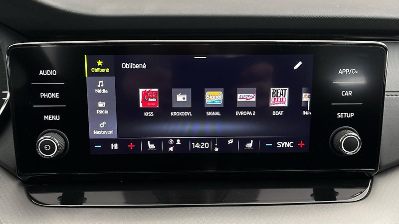 Škoda Octavia 2.0 TDI DSG Ambition - fotka 11 z 23