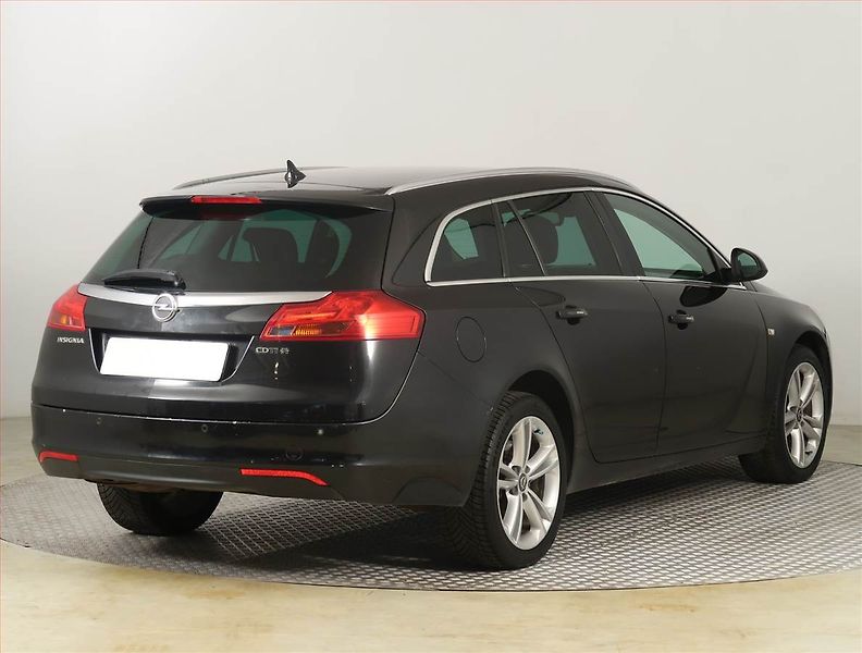 Opel Insignia (2012) 2.0 CDTI, 4X4, jezdí výborně - fotka 5 z 16