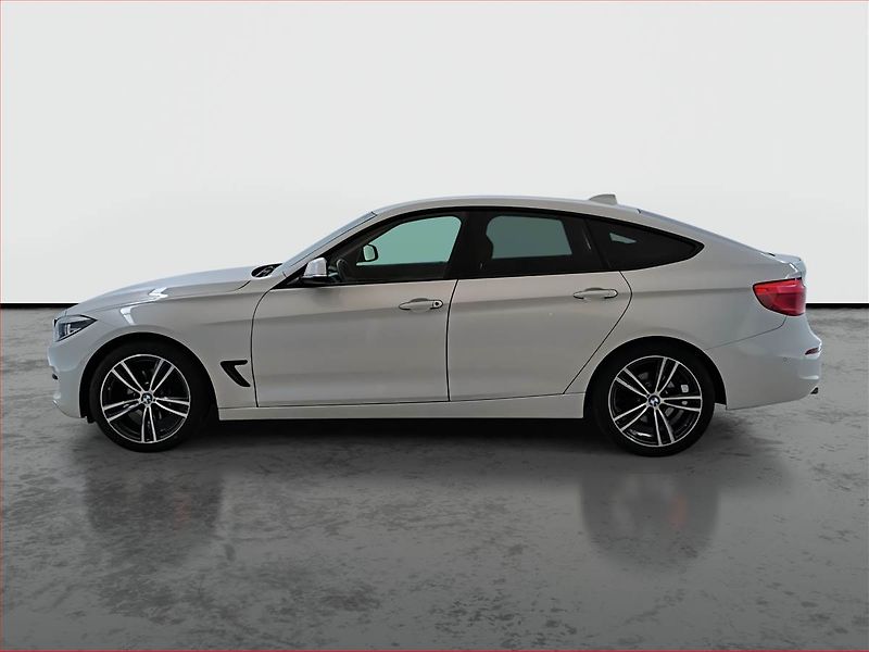 BMW Řada 3 (2019) 320d xDrive GT, 4X4, Automat - fotka 3 z 17