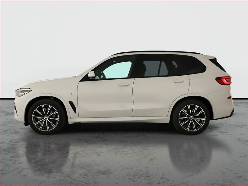BMW X5 (2021) xDrive30d - fotka 3 z 19
