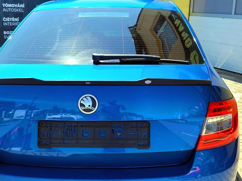 Škoda Octavia Elegance *SERV.KN,BIXENONY   - fotka 48 z 48