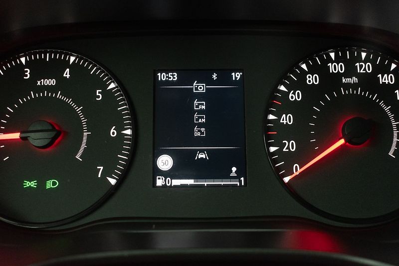 Dacia Sandero 1.0TCe ESSENTIAL*ZÁRUKA*DPH*ČR - fotka 23 z 42