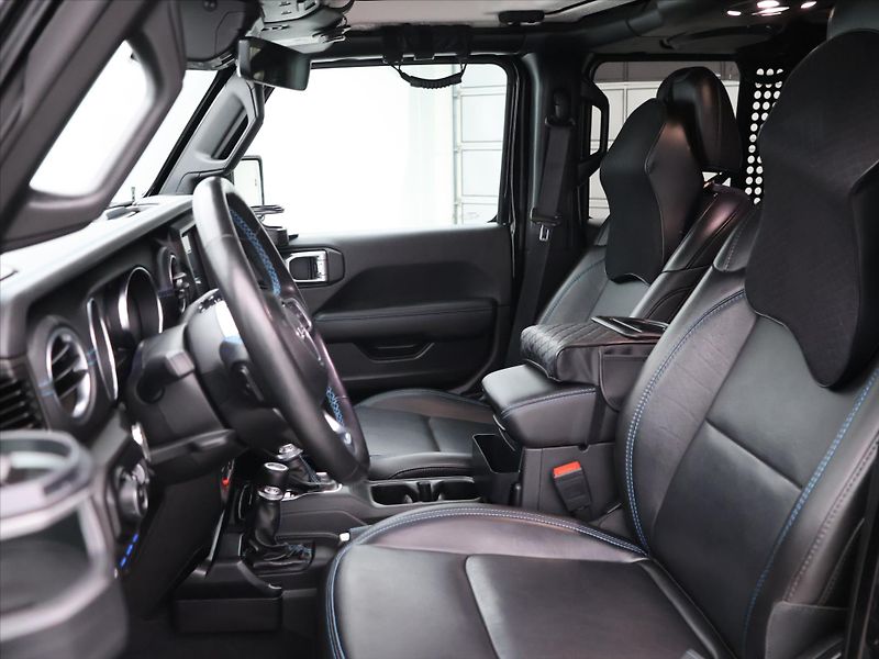 Jeep Wrangler 2,0 4xe 200kW Unlim. Rubicon C - fotka 11 z 34