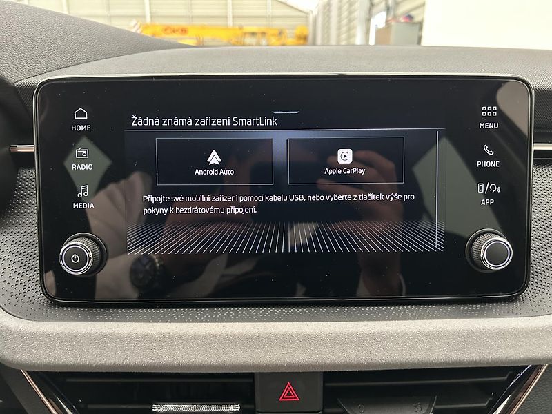 Škoda Kamiq 1.0 TS Top selection - fotka 14 z 23