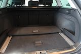 Volkswagen Passat (2020) 2.0TDI DSG Display Matrix - náhled 20