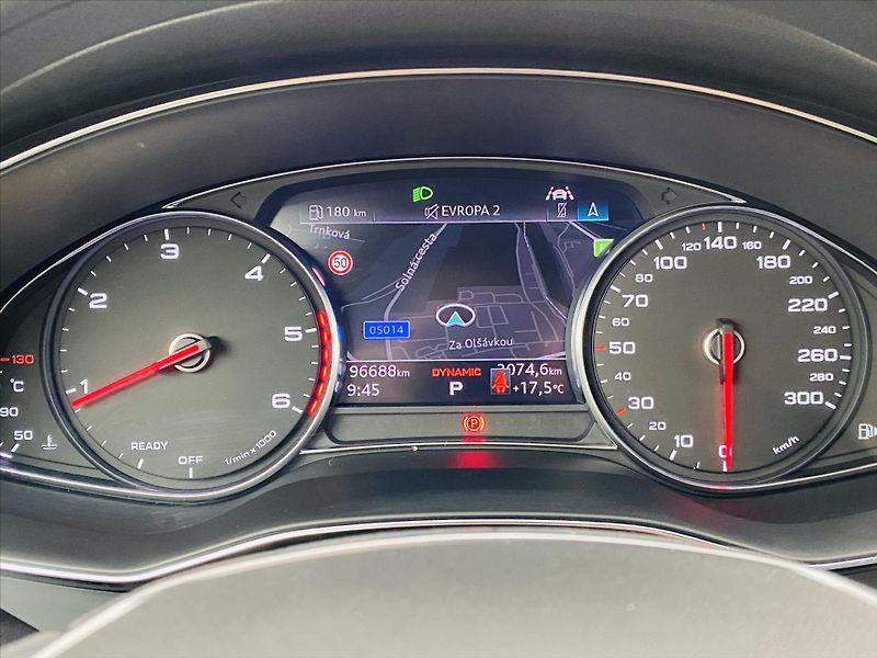 Audi A6 2,0 40 TDI Avant Sport - fotka 11 z 29