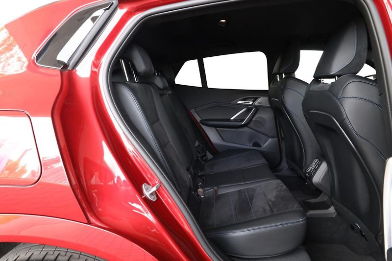 BMW X2 M35i xDrive - fotka 6 z 24
