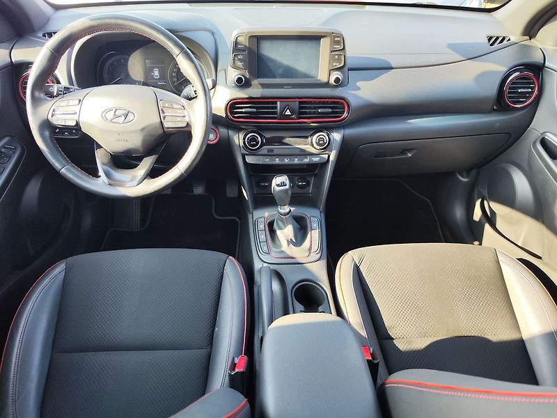 Hyundai Kona 1.0 T-GDI/88kW Premium Red - fotka 13 z 33