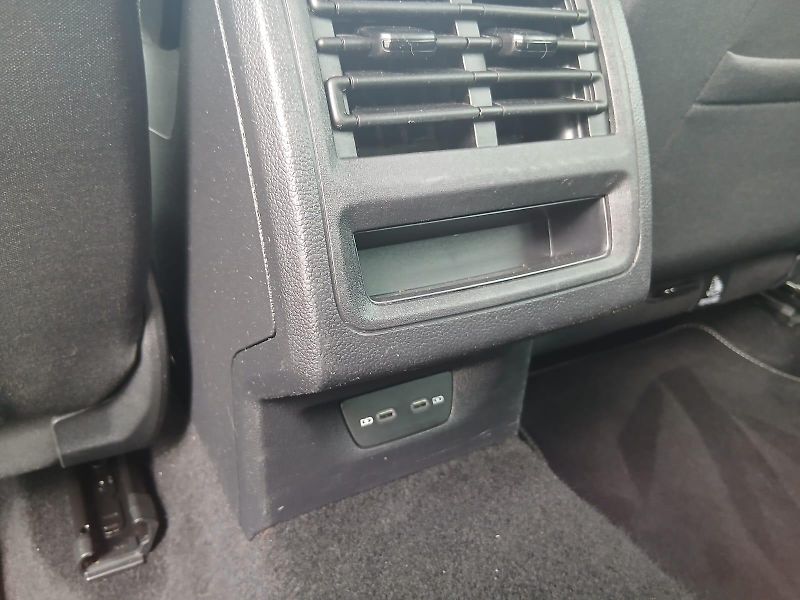 Volkswagen Golf 8, 2.0tdi, automat, ALU 17