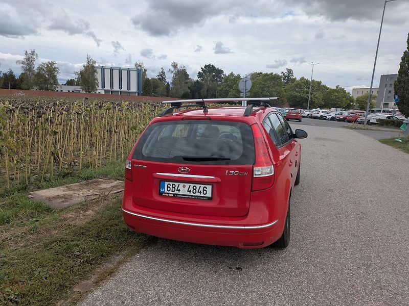 Hyundai i30 (2009) - fotka 2 z 9