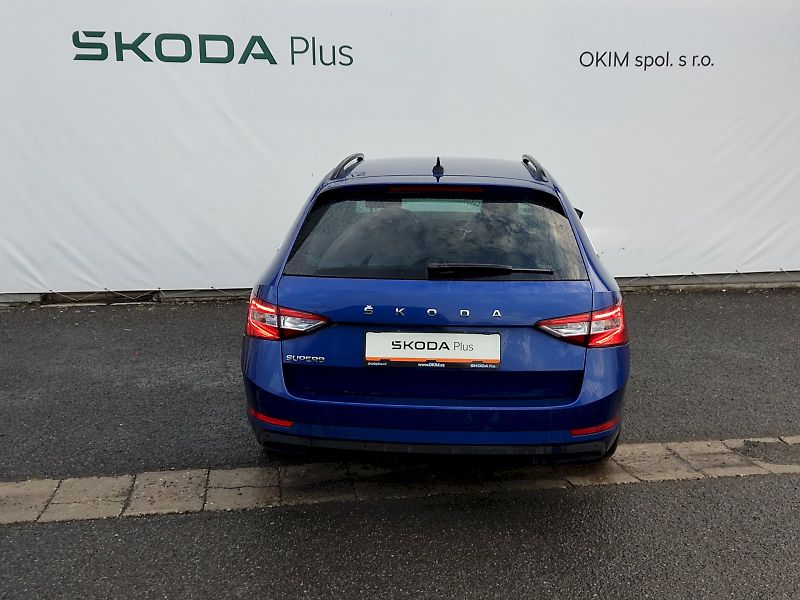 Škoda Superb (2023) Combi 2,0 Tdi 147 Kw DSG - fotka 35 z 38