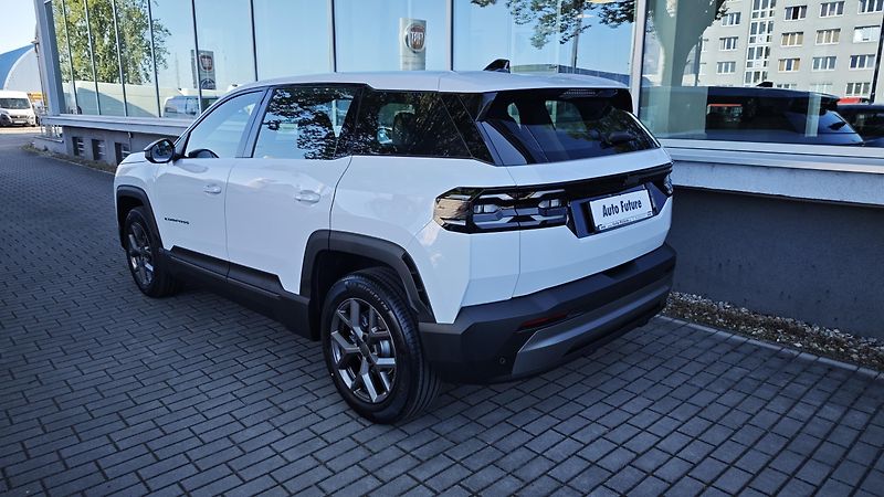 Jeep Compass (2026) Altitude hybrid 145PS automat  - fotka 4 z 40