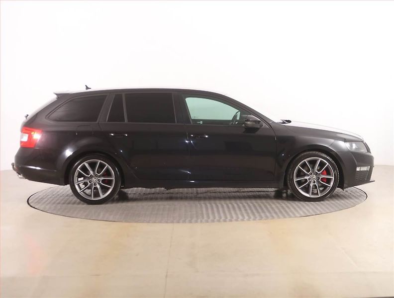 Škoda Octavia (2016) RS 2.0 TDI, Automat - fotka 6 z 16