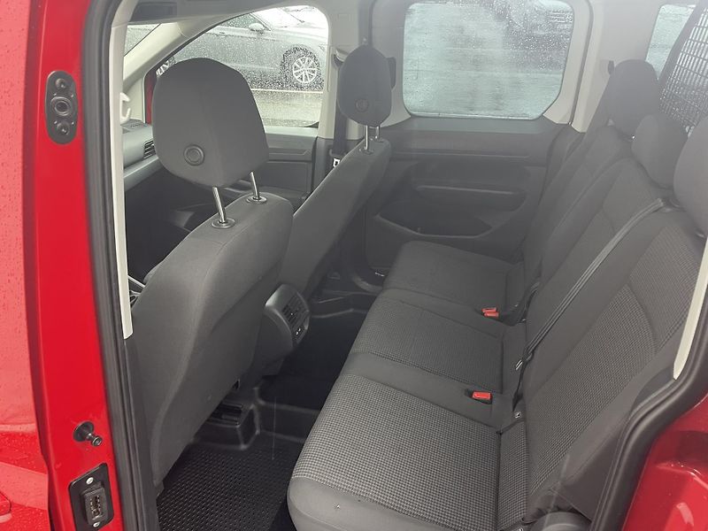 Volkswagen Caddy (2024) 1.5TSI 84kW - fotka 7 z 21