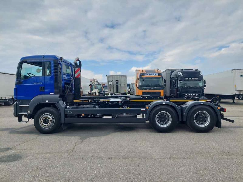 MAN TGS 26.440 BL 6x4 - fotka 8 z 76