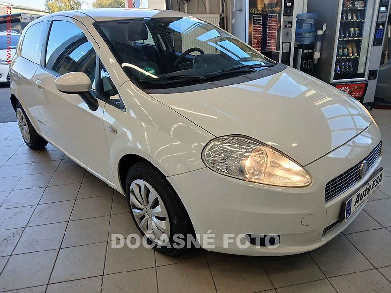 Fiat Punto (2009) 1.4i, Klima - fotka 1 z 3