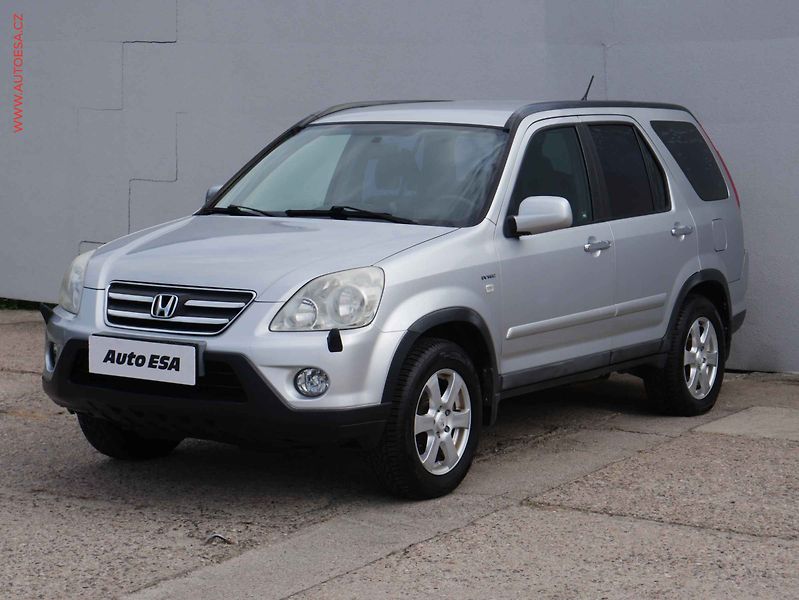 Honda CR-V (2005) 2.0 i -VTEC 4x4, AT, autoAC - fotka 3 z 15