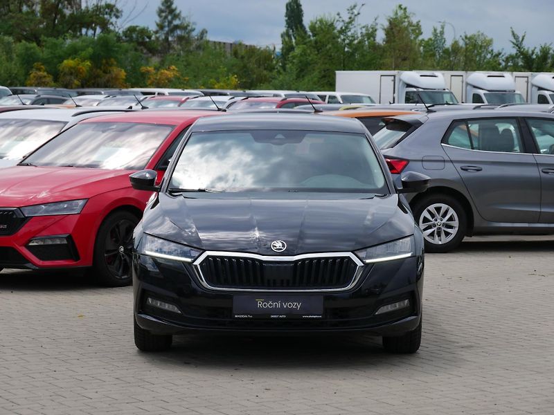 Škoda Octavia - fotka 4 z 24