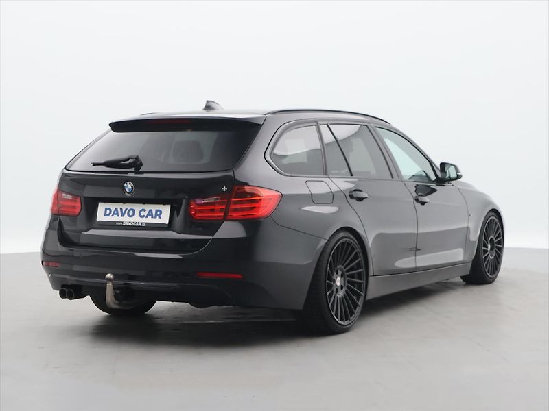BMW Řada 3 3,0 330d 210kW Aut. xDrive - fotka 7 z 36