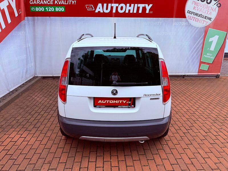 Škoda Roomster 1.2 TSi Scout, Pano, Serviska - fotka 7 z 23