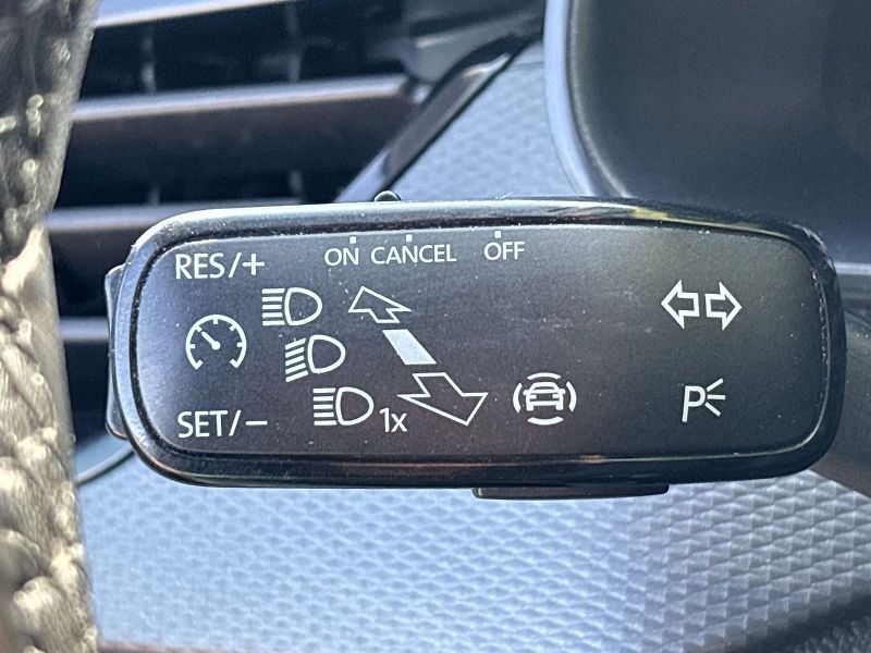 Škoda Scala (2019) 1.6 TDI Ambition + - fotka 17 z 30