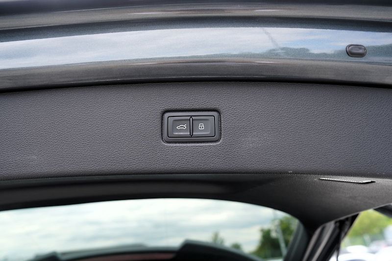 Audi Q7 50 TDI/Q/360/22/Sline/DPH - fotka 12 z 48