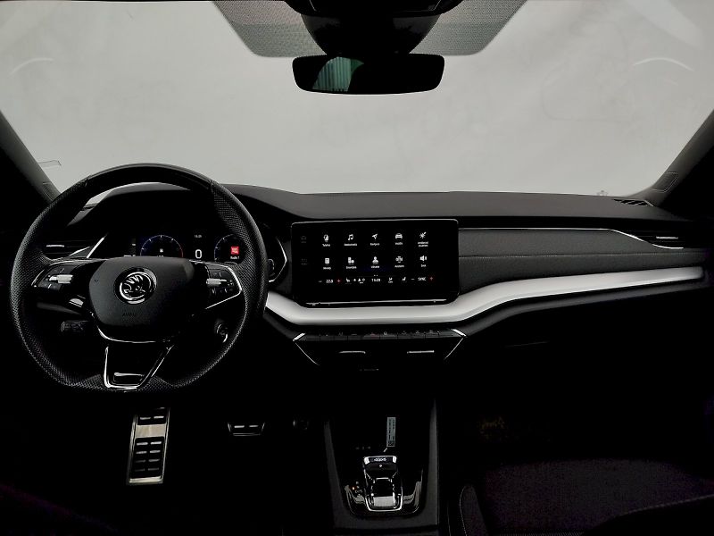 Škoda Octavia (2022) Style Plus Dynamic 2,0 Tsi 140 - fotka 5 z 37