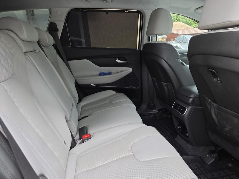 Hyundai Santa Fe 1.6-HYBRID-PREMIUM-PANORAMA - fotka 12 z 21