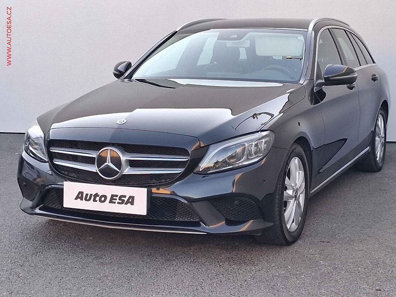 Mercedes-Benz Třídy C (2018) 2.0CDi C220, Avantgarde, AT - fotka 3 z 21