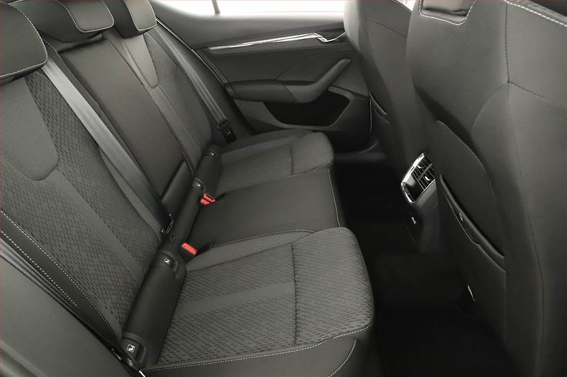 Škoda Octavia (2021) Style 1.5 TSI e-tec - fotka 7 z 14