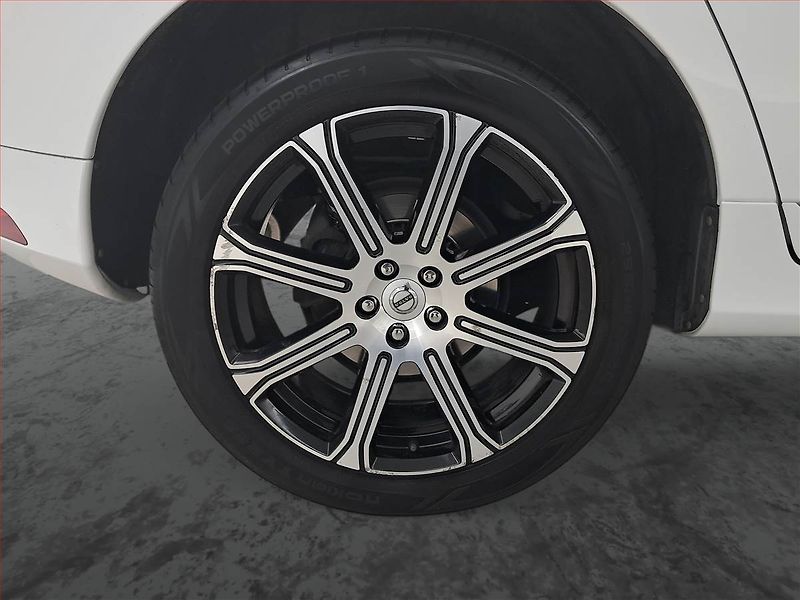 Volvo XC60 (2014) Summum T6, 4X4, Automat - fotka 15 z 19