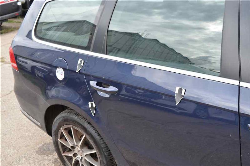 Volkswagen Passat (2012) VARIANT 1,6 TDI - fotka 18 z 35