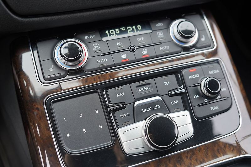 Audi A8 3.0 TFSI Quattro/Tiptr./290 PS - fotka 44 z 50