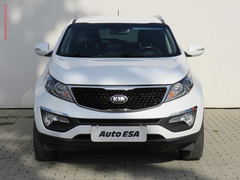 Kia Sportage (2014) 1.6GDi, 2.maj,ČR, AC - fotka 2 z 22