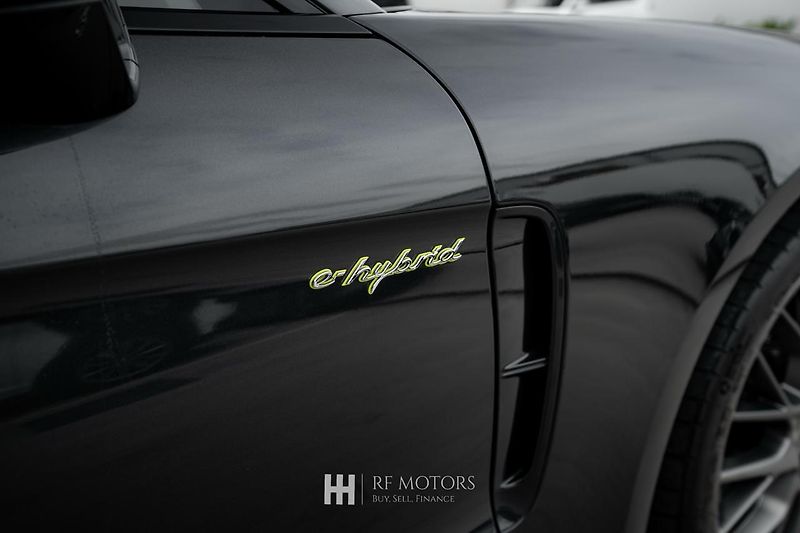 Porsche Panamera (2020) Turbo S E-Hybrid - fotka 14 z 55