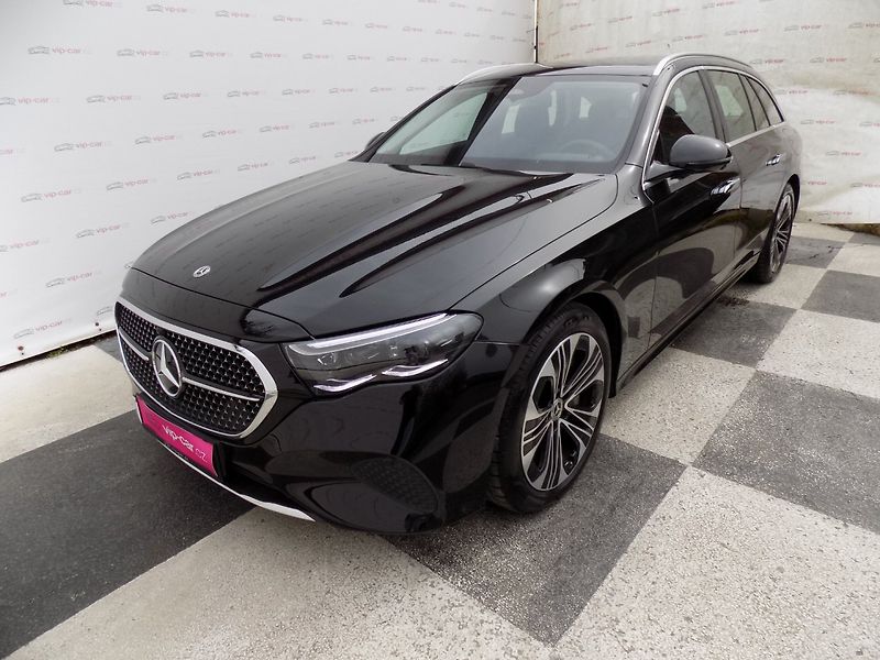 Mercedes-Benz Třídy E (2024) 300de/Digital-Light/Hybrid/ - fotografie inzerátu