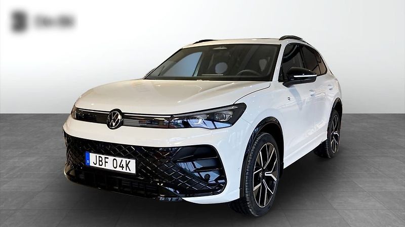 Volkswagen Tiguan 2.0 TDI 4M R-Line DCC Pano Taž - fotka 1 z 14