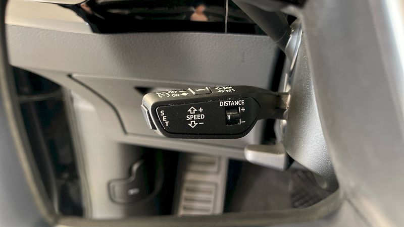 Audi e-tron (2022) S line quattro 55 electric 300 - fotka 18 z 32