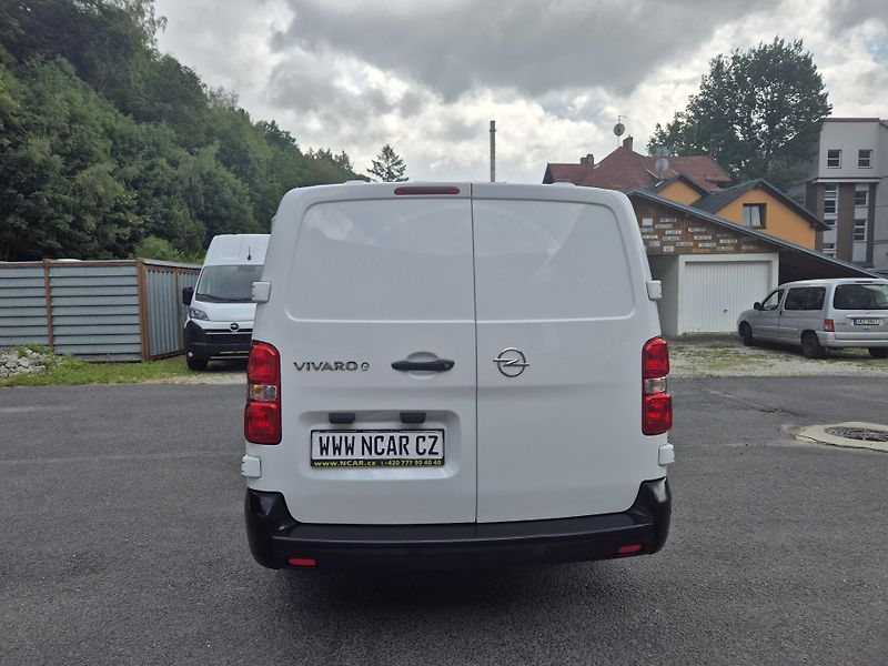 Opel Vivaro E FLEXSPACE L 6 MÍST - fotka 8 z 37
