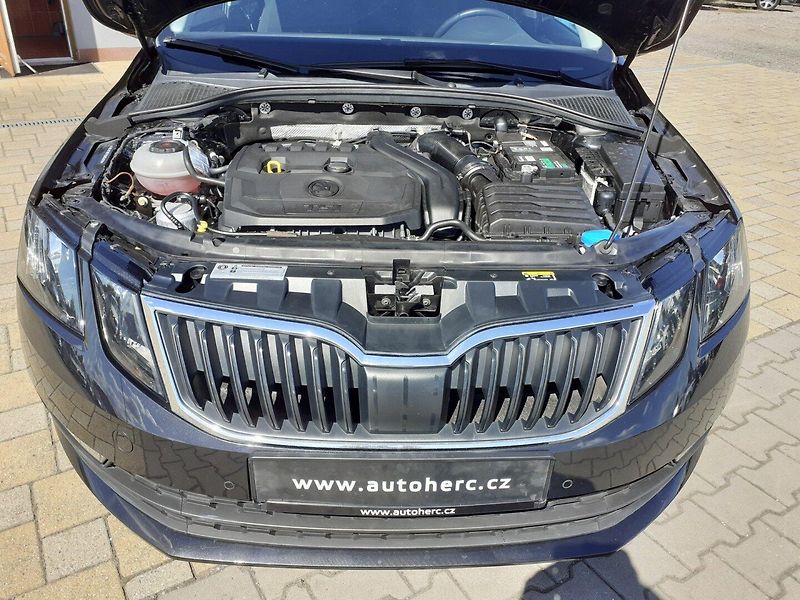 Škoda Octavia (2018) KOMBI 1.5 TSi DSG - fotka 26 z 41