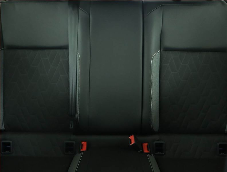 Volkswagen Taigo (2025) 1.0 TSI - fotka 10 z 15