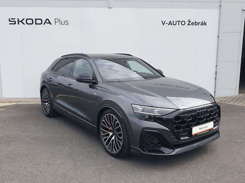 Audi Q8 (2026) SUV 60 TFSI e quattro 360kW - fotka 6 z 31
