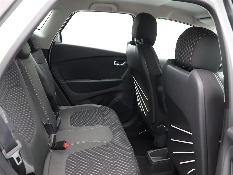 Renault Captur 1,3 TCe 96kW Intens LED Navi - fotka 13 z 34