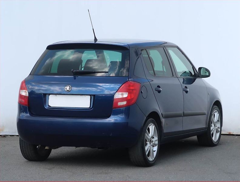 Škoda Fabia (2007) Sport 1.4 16V, nová STK - fotka 5 z 17